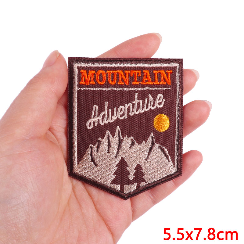 Patch brodé d'aventure de Camp - Outdoor Adventure With No Backpack avis et prix