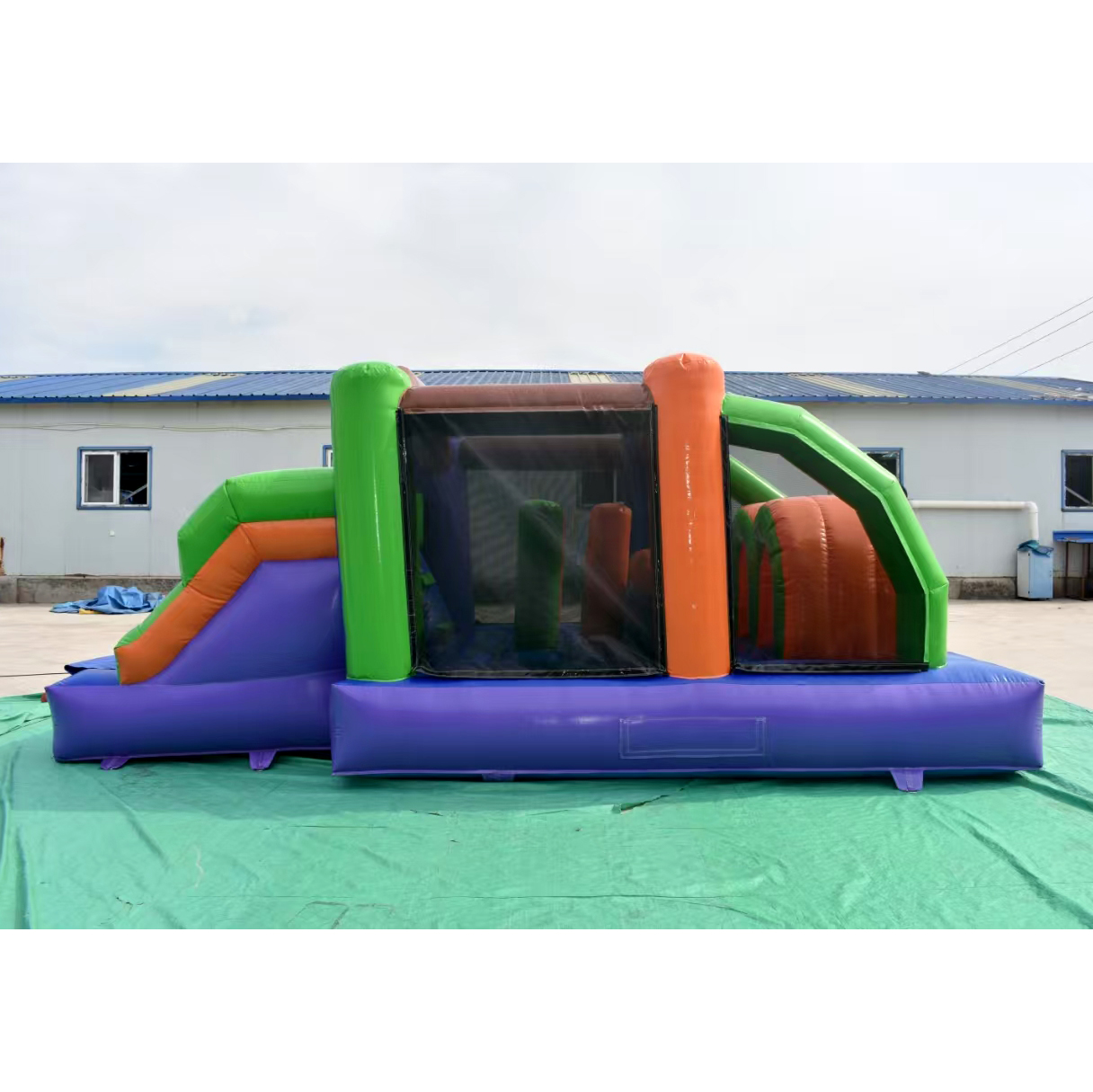 Château gonflable pour fête à  - Outdoor Adventure Kids Party avis et prix